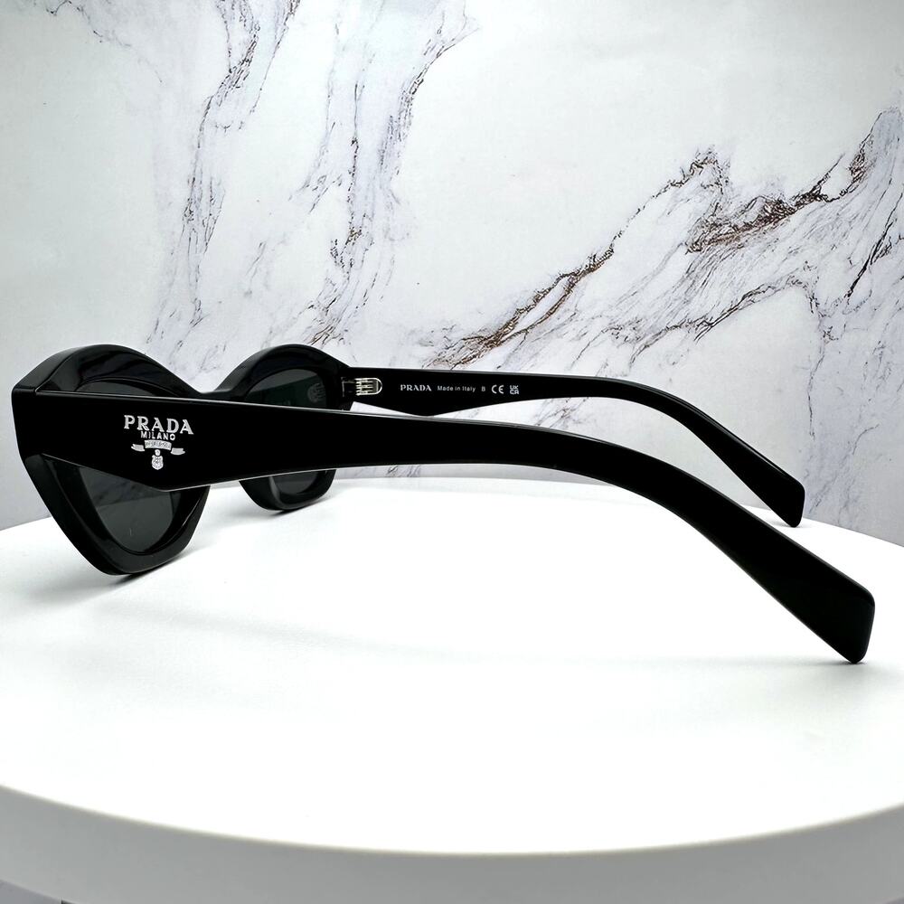 New PRADA Sunglasses Black Butterfly Cat Eye Logo Symbole Logo New - Picture 10 of 16